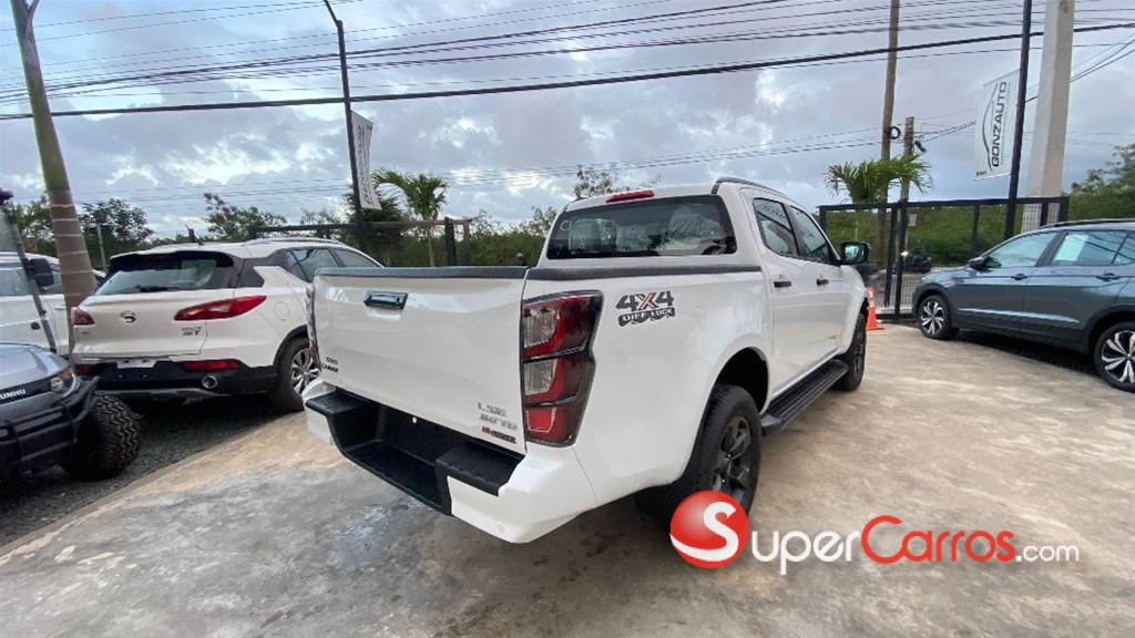 2026 Isuzu DMAX LSE — foto 3 / 8