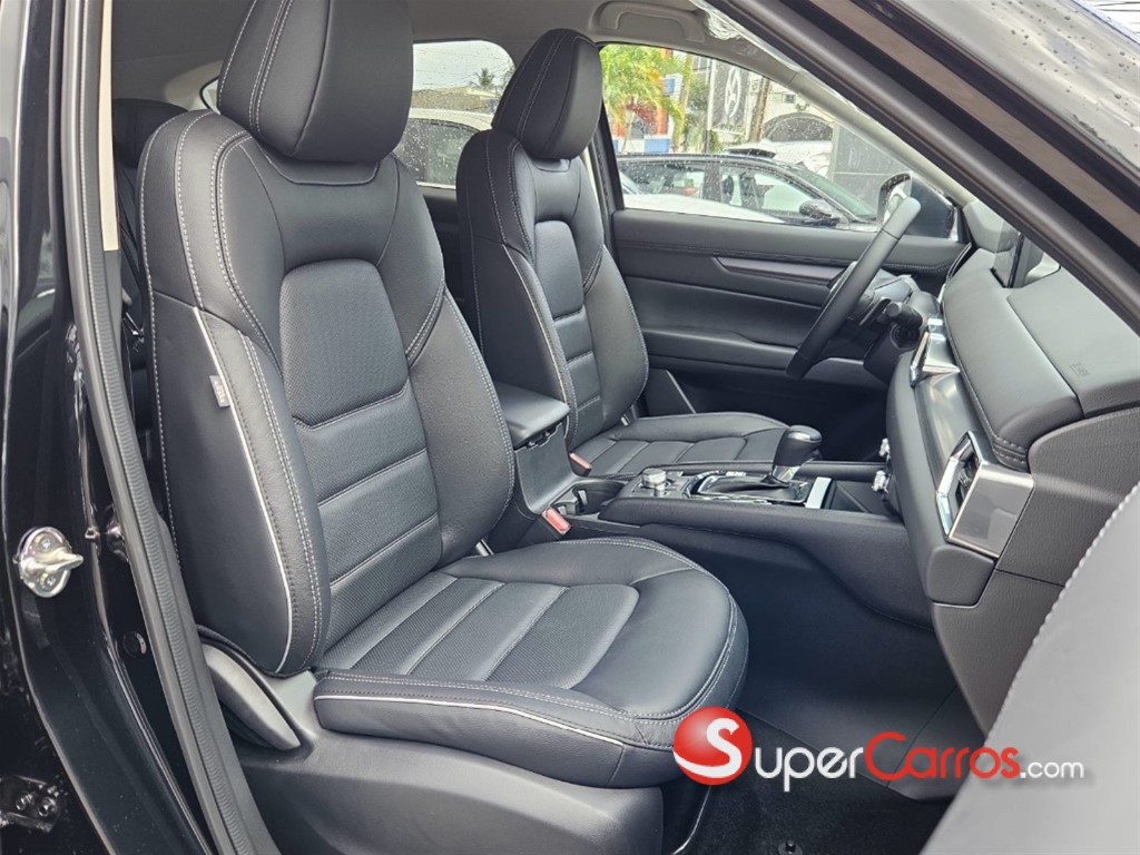 2027 Mazda CX-5 GS — foto 10 / 12