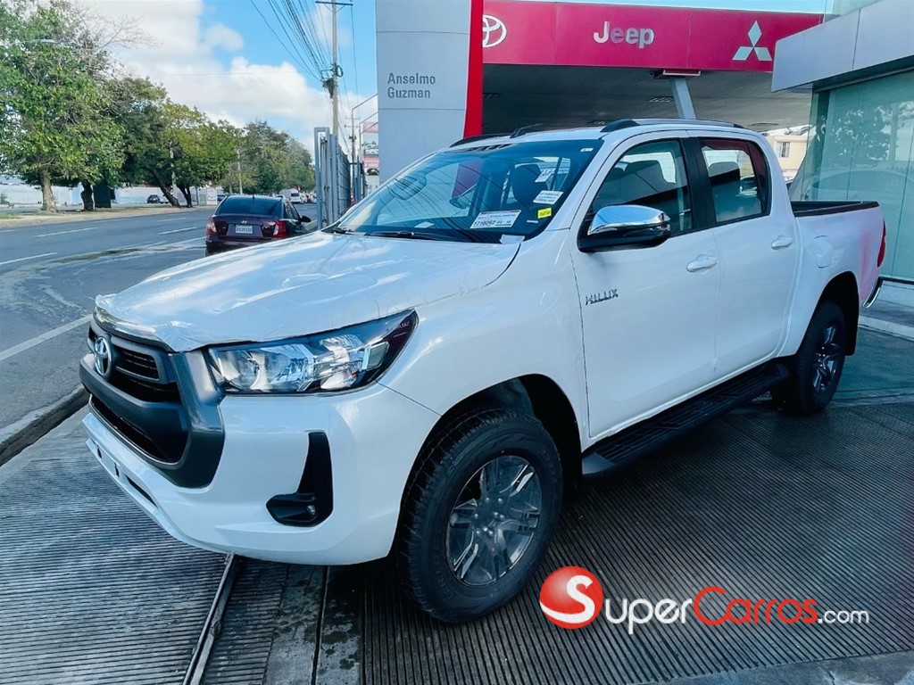 2025 Toyota Hilux 2.4