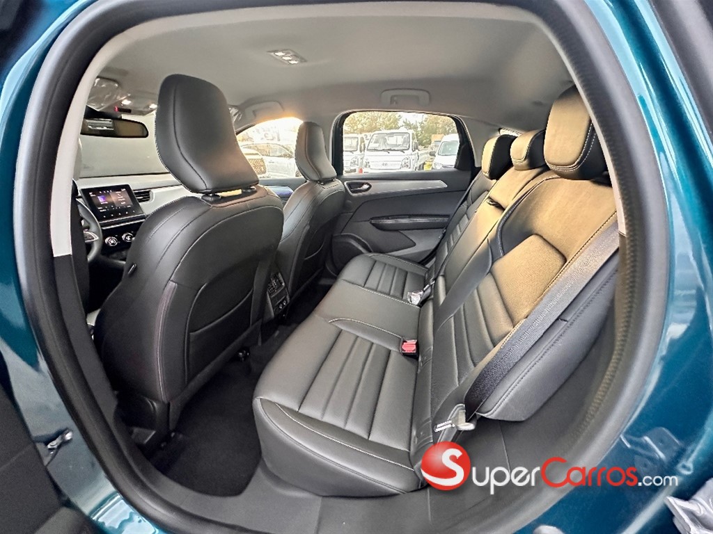 2025 Renault Arkana Intens — foto 6 / 7