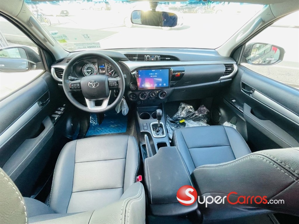 2025 Toyota Hilux 2.4 — foto 3 / 9