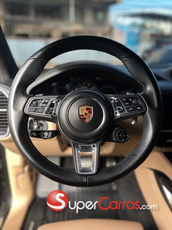 2019 Porsche Cayenne Turbo — foto 7 / 10