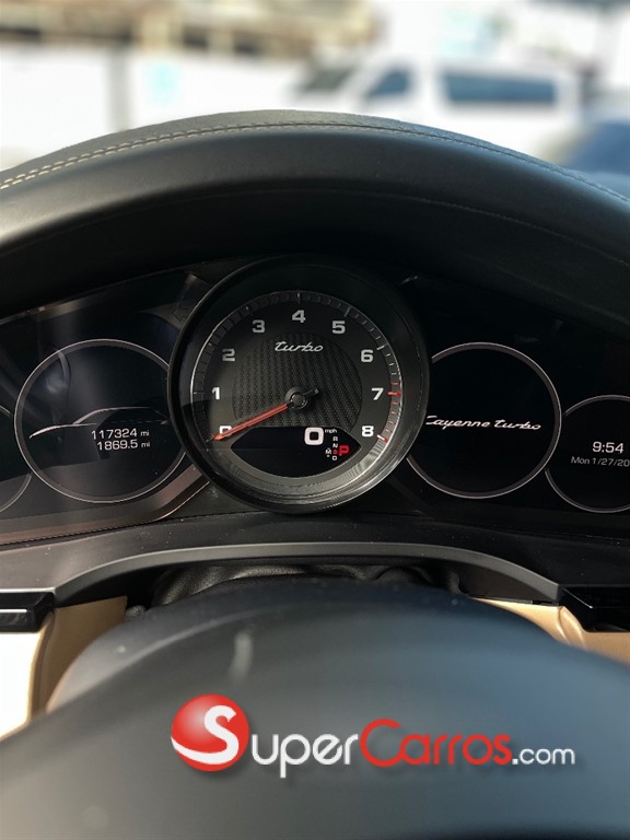 2019 Porsche Cayenne Turbo — foto 8 / 10