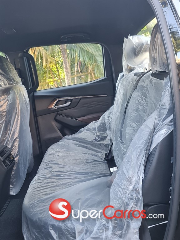2026 Isuzu DMAX LSE — foto 9 / 10