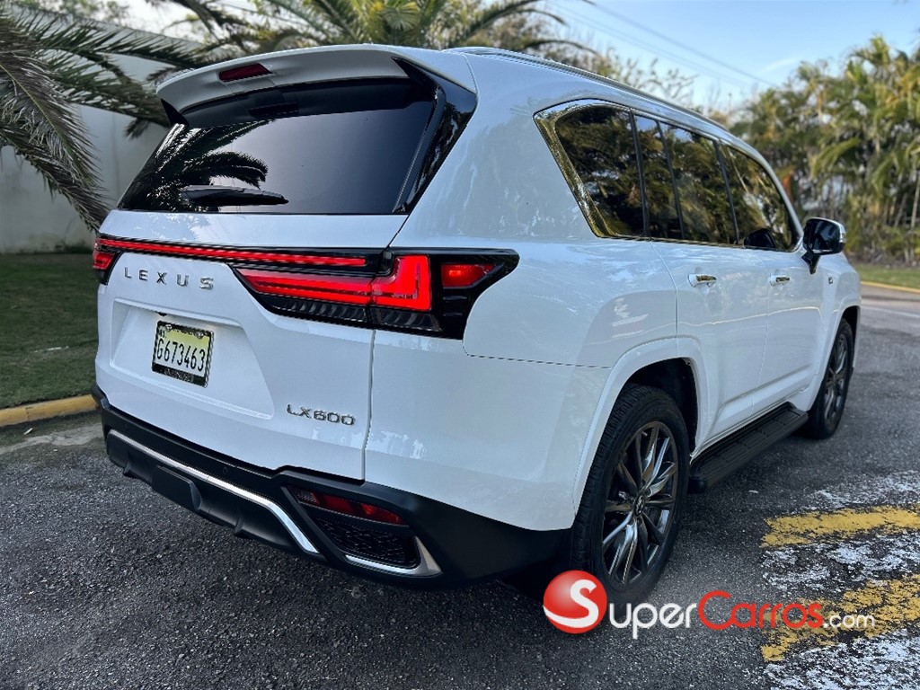 2022 Lexus LX 600 F Sport — foto 6 / 10