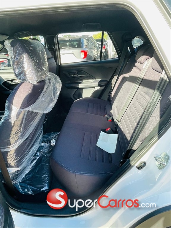 2025 Toyota Yaris Cross Full — foto 3 / 7