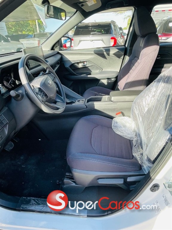 2025 Toyota Yaris Cross Full — foto 5 / 7