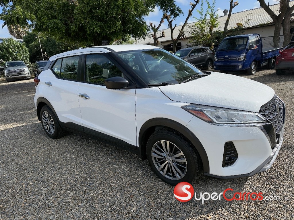 2023 Nissan Kicks