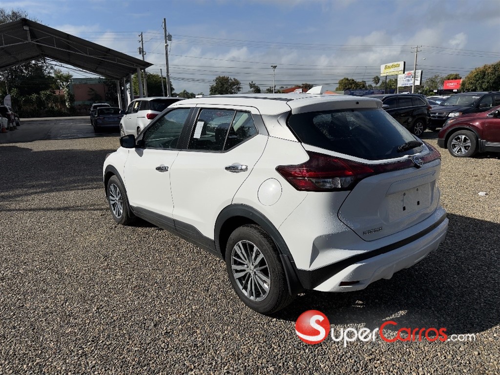 2023 Nissan Kicks — foto 5 / 9