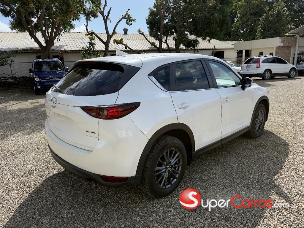 2020 Mazda CX-5 Touring — foto 3 / 8