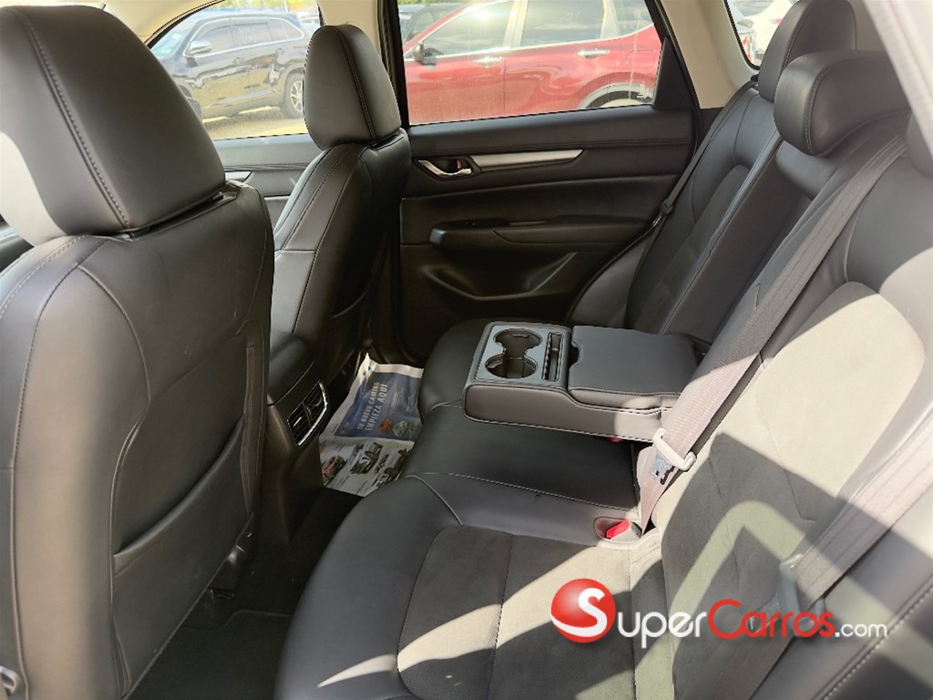 2020 Mazda CX-5 Touring — foto 7 / 8