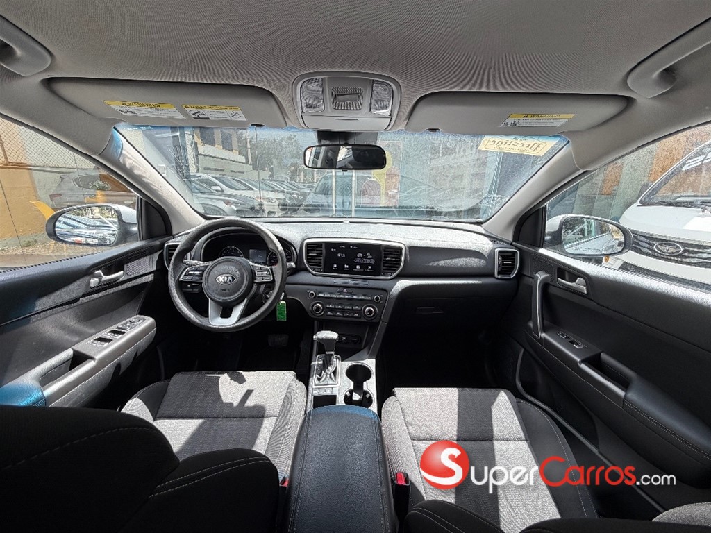 2020 Kia Sportage LX — foto 9 / 10