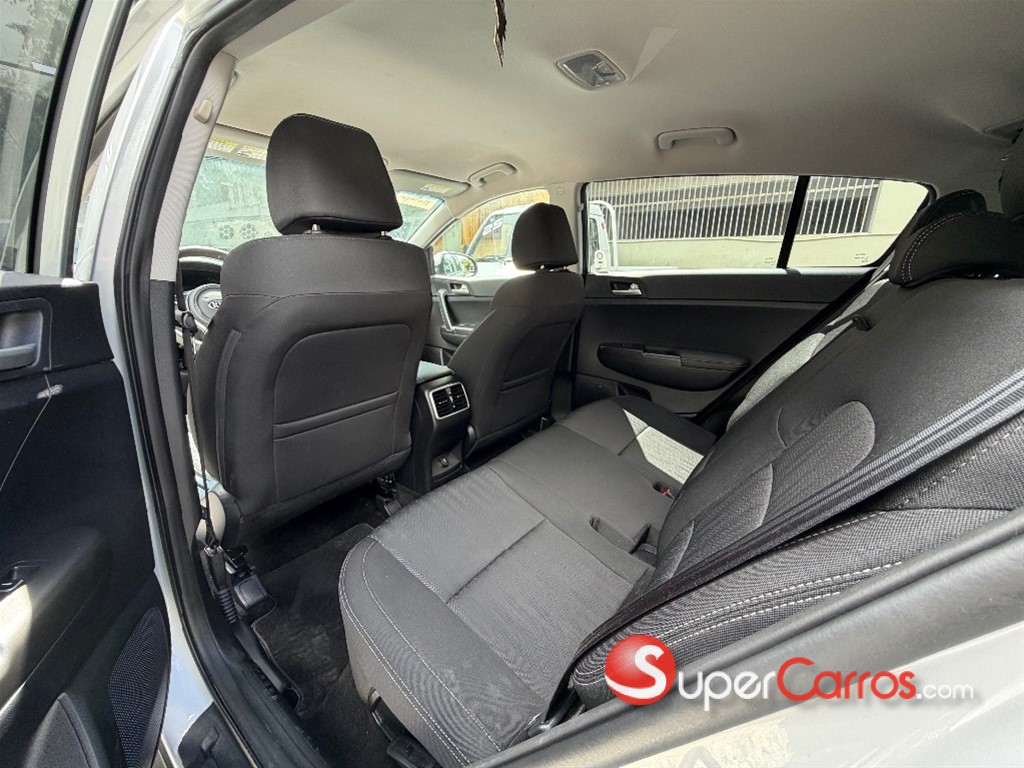 2020 Kia Sportage LX — foto 10 / 10
