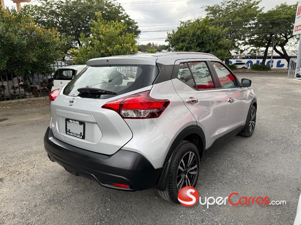 2019 Nissan Kicks — foto 2 / 8