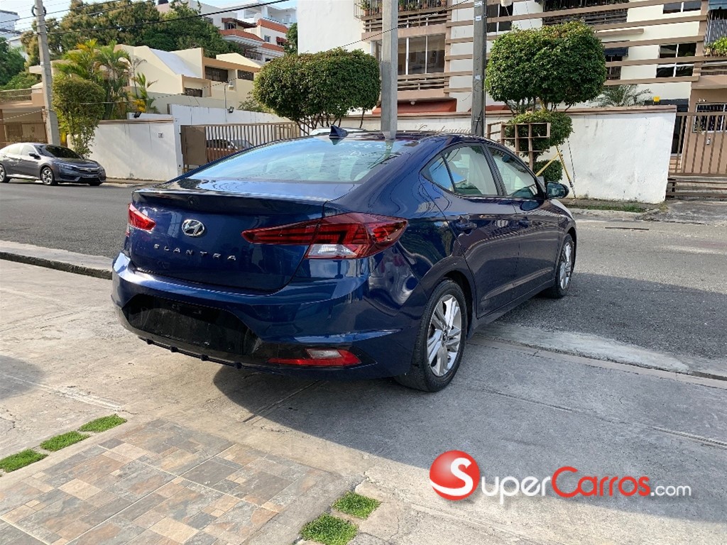 2019 Hyundai Elantra SEL — foto 4 / 10