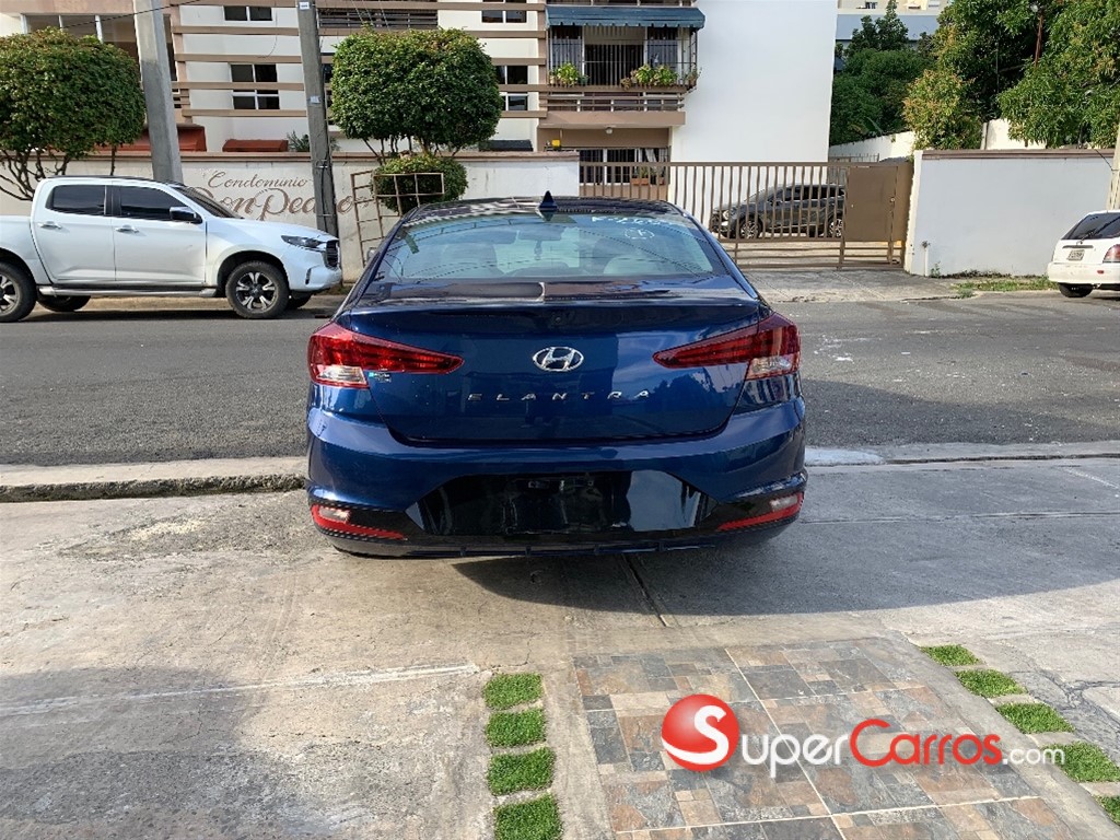 2019 Hyundai Elantra SEL — foto 6 / 10