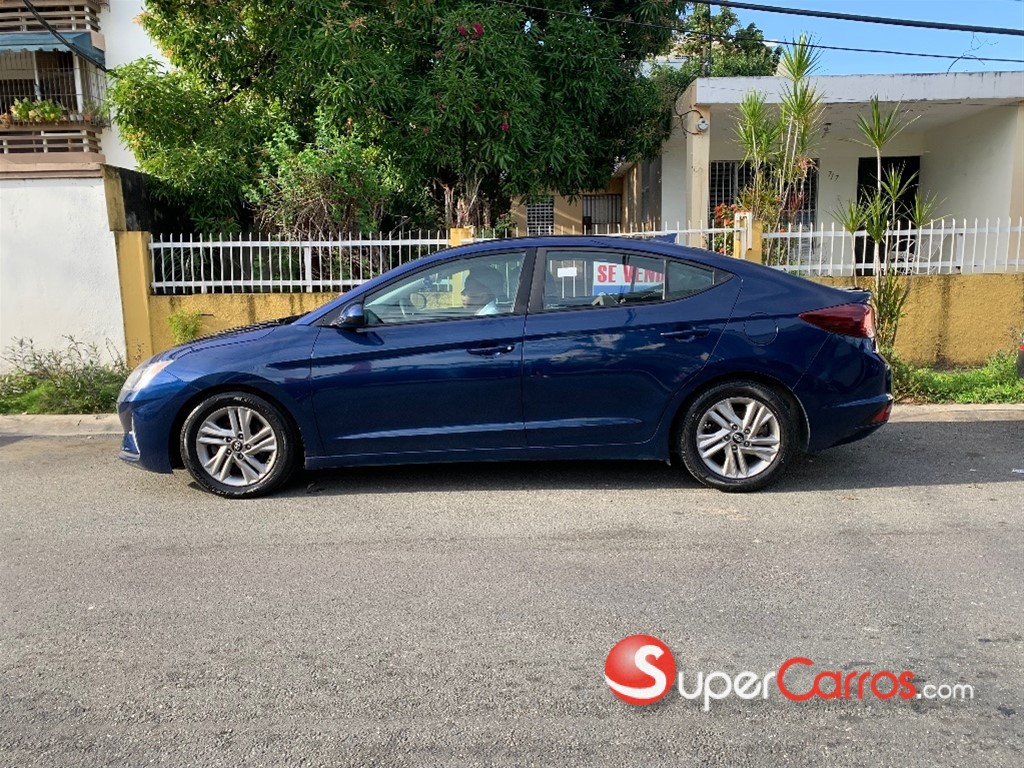 2019 Hyundai Elantra SEL — foto 7 / 10