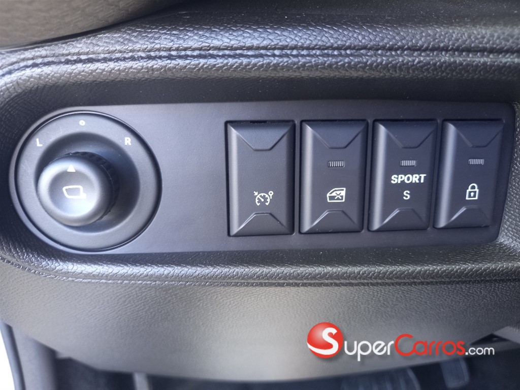 2025 Citroen C3 Aircross — foto 9 / 12