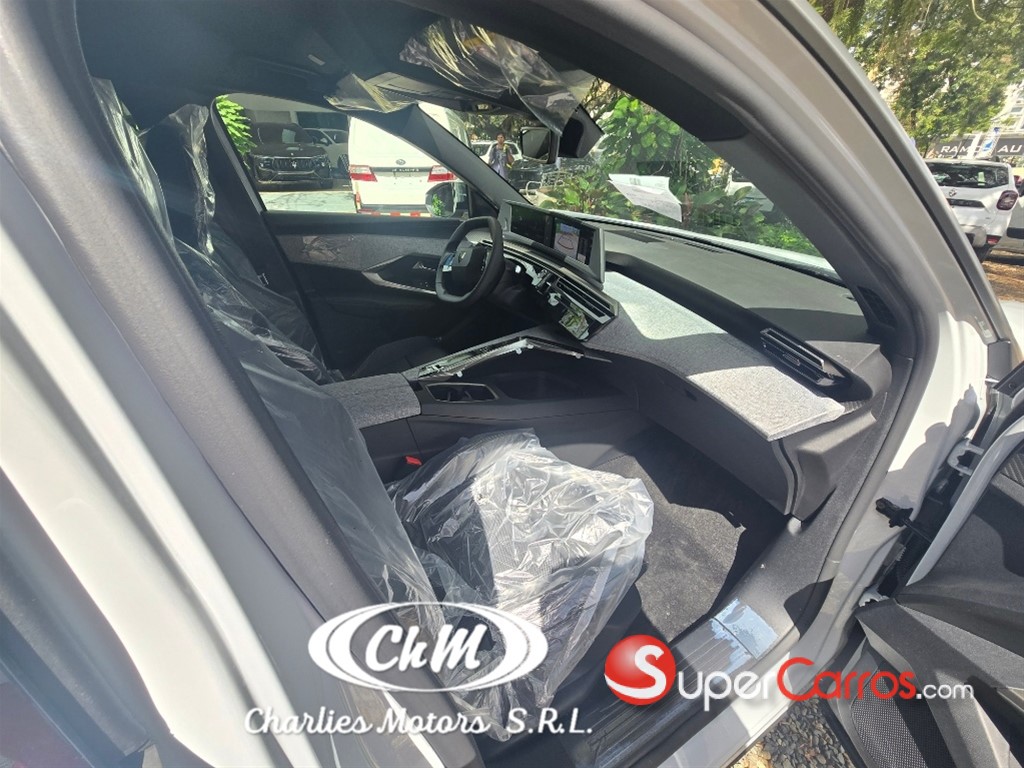 2027 Peugeot 3008 Allure — foto 10 / 12