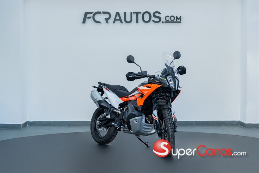 2026 KTM Adventure 890 S