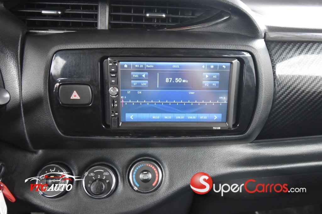 2019 Toyota VITZ GR Sport — foto 6 / 12