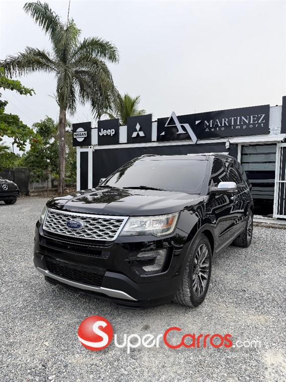 2016 Ford Explorer Platinum — foto 2 / 11