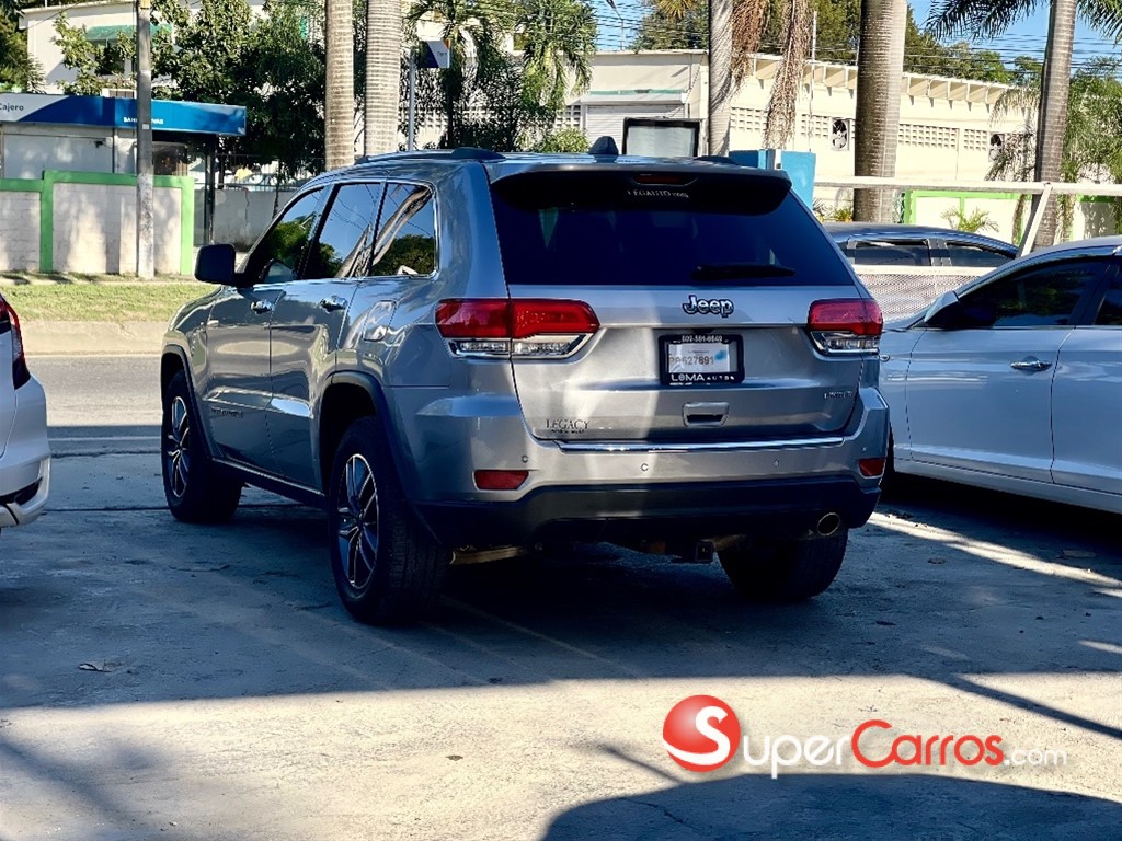 2019 Jeep Grand Cherokee Limited — foto 4 / 7