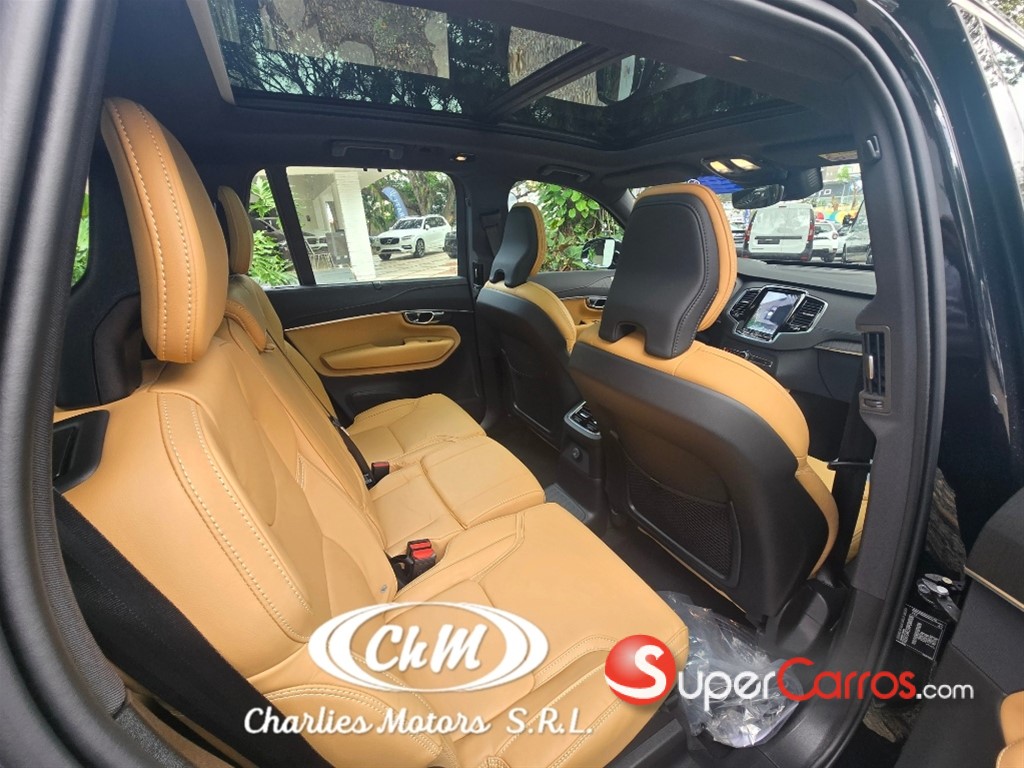 2025 Volvo XC90 Ultimate T8 — foto 10 / 12