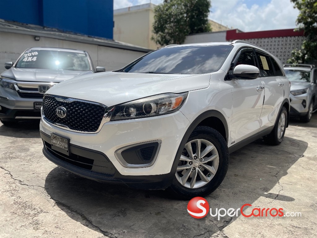 2018 Kia Sorento LX