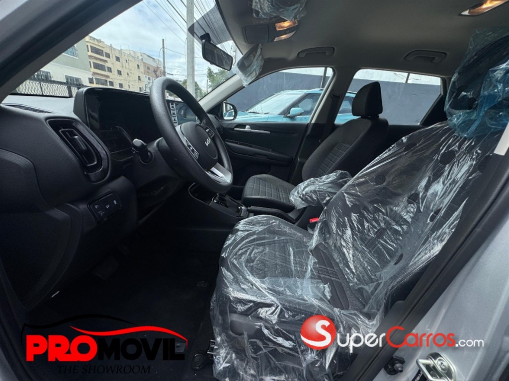 2025 Kia Sonet — foto 10 / 12