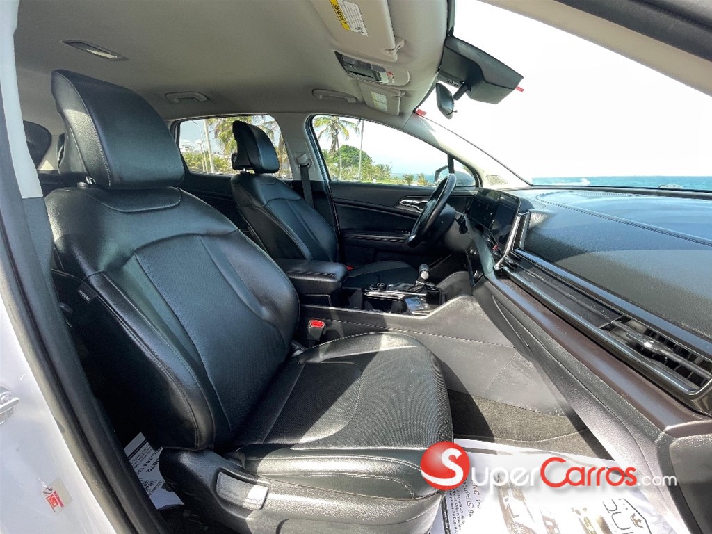 2023 Kia Sportage EX — foto 8 / 10