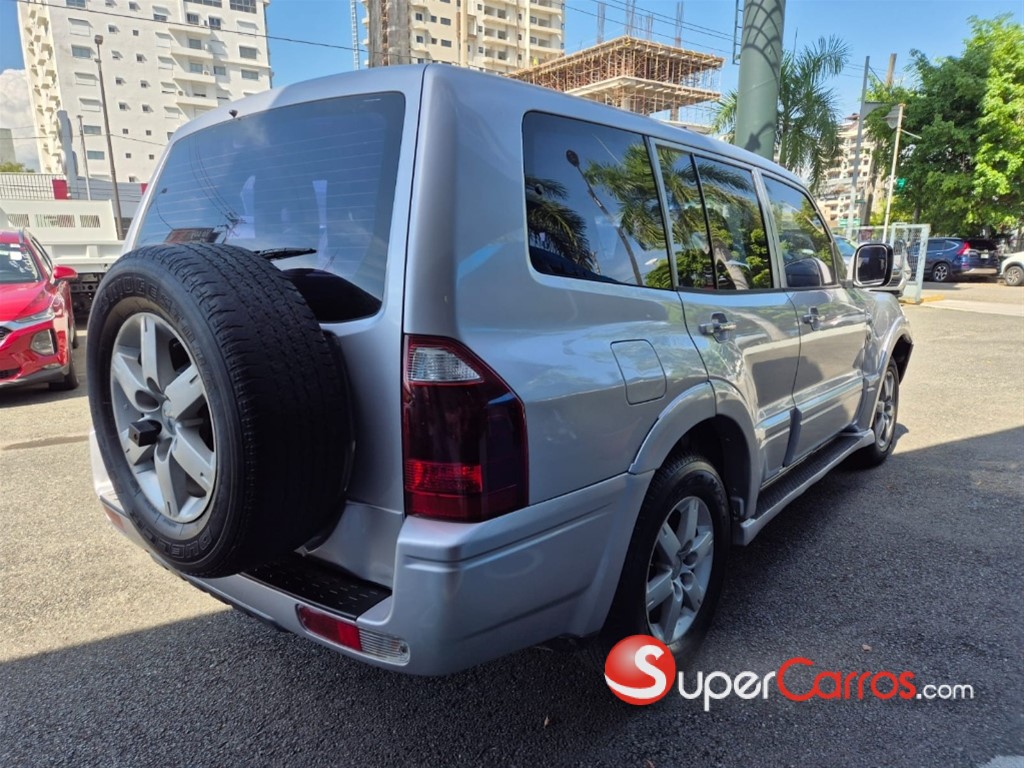 2007 Mitsubishi Motors Montero DI-D — foto 2 / 9