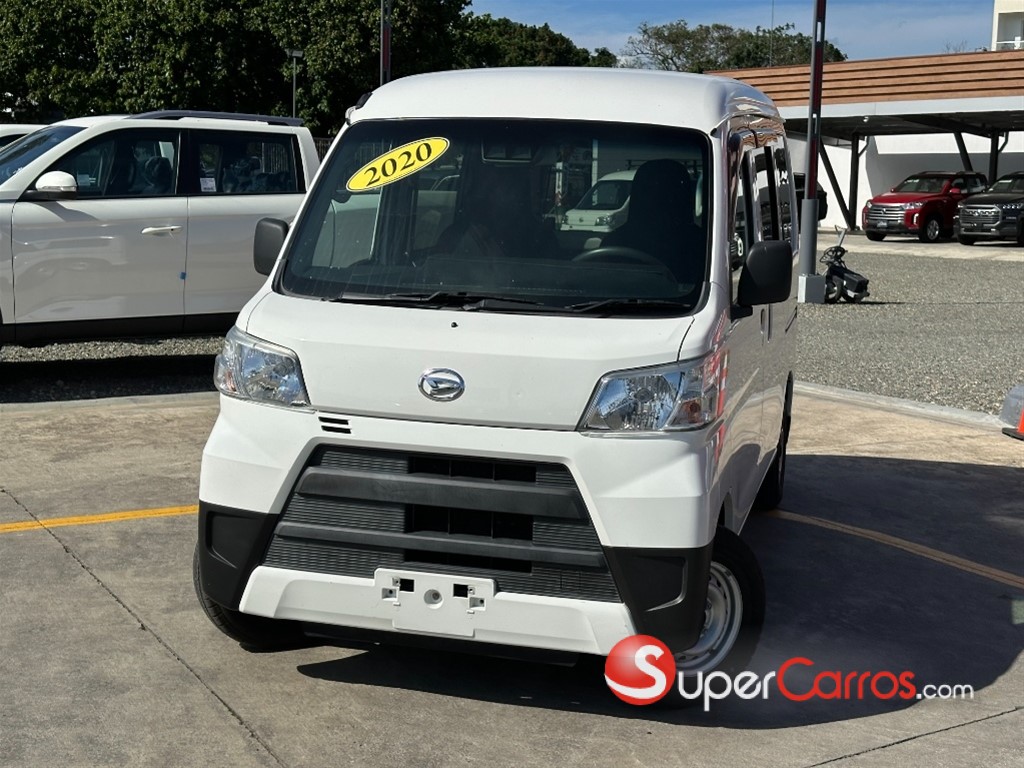 2020 Daihatsu Hijet — foto 2 / 10