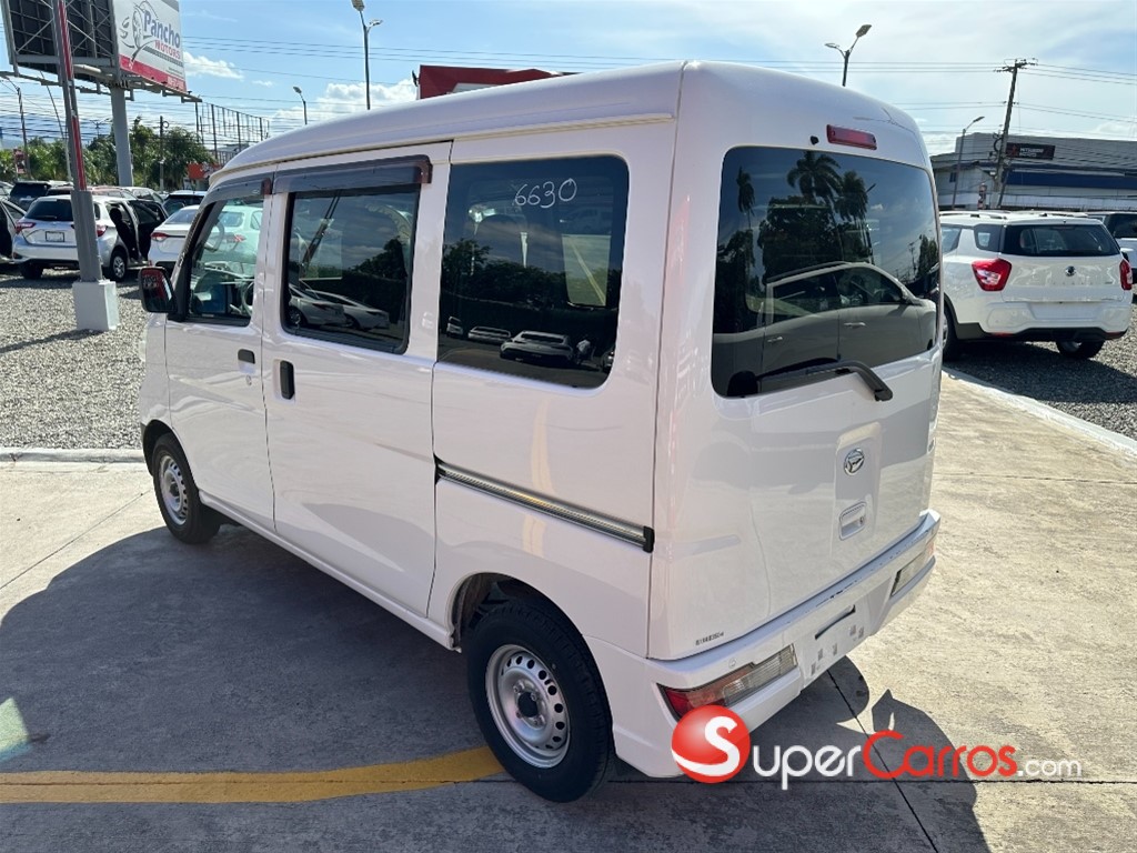 2020 Daihatsu Hijet — foto 3 / 10