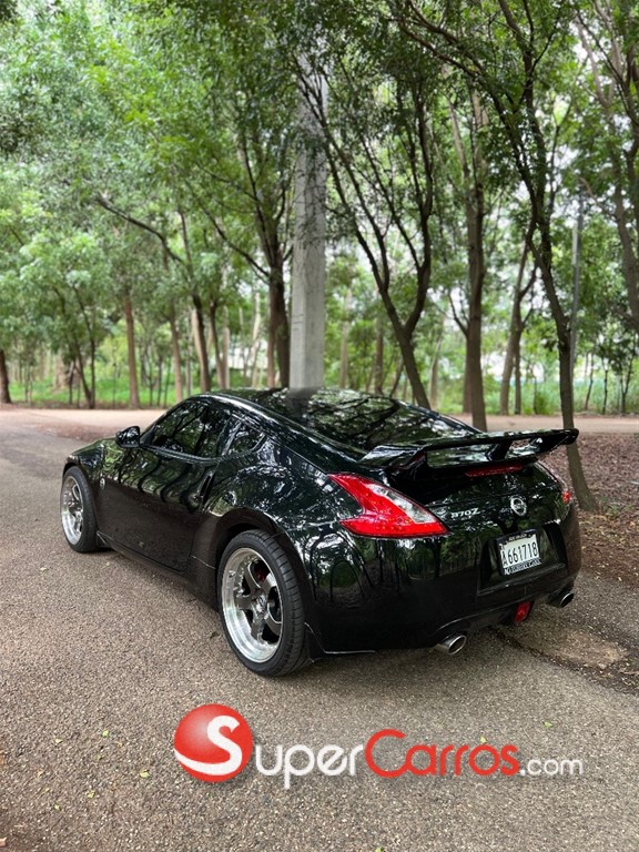 2014 Nissan 370-Z — foto 5 / 5