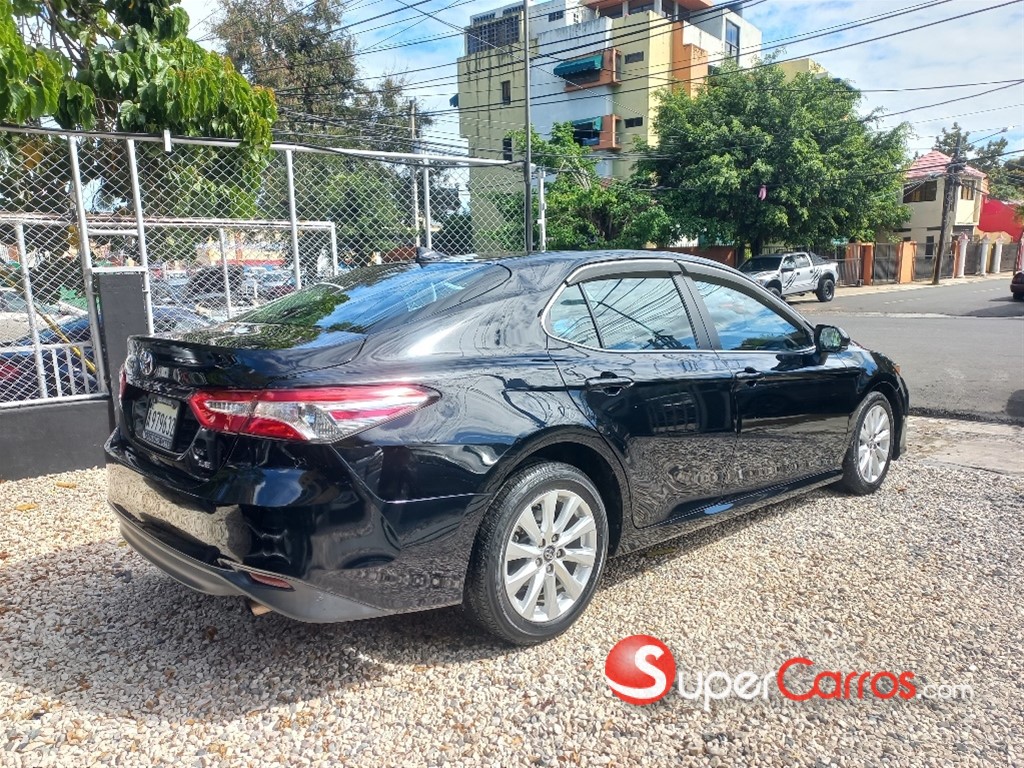 2019 Toyota Camry LE — foto 4 / 7