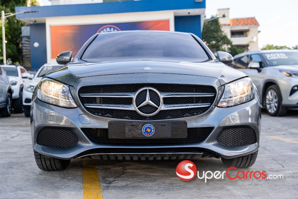 2017 Mercedes-Benz Clase C 250 — foto 6 / 11