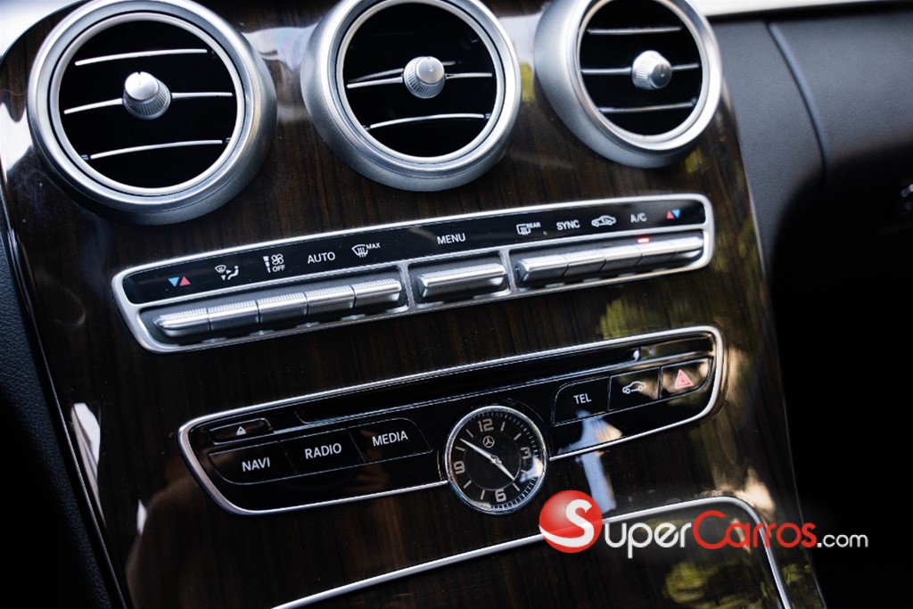 2017 Mercedes-Benz Clase C 250 — foto 10 / 11
