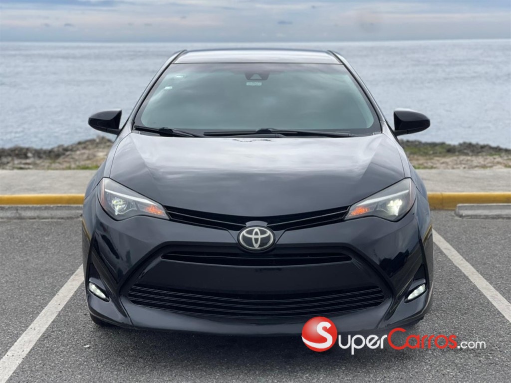 2018 Toyota Corolla LE — foto 2 / 8