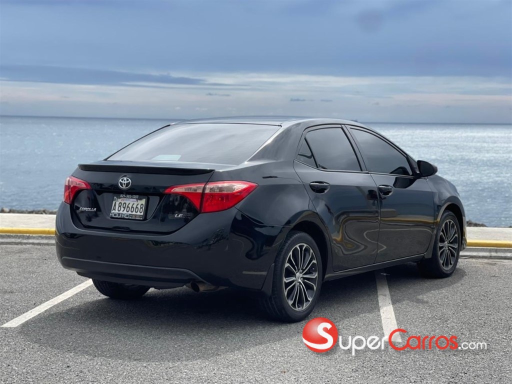 2018 Toyota Corolla LE — foto 4 / 8