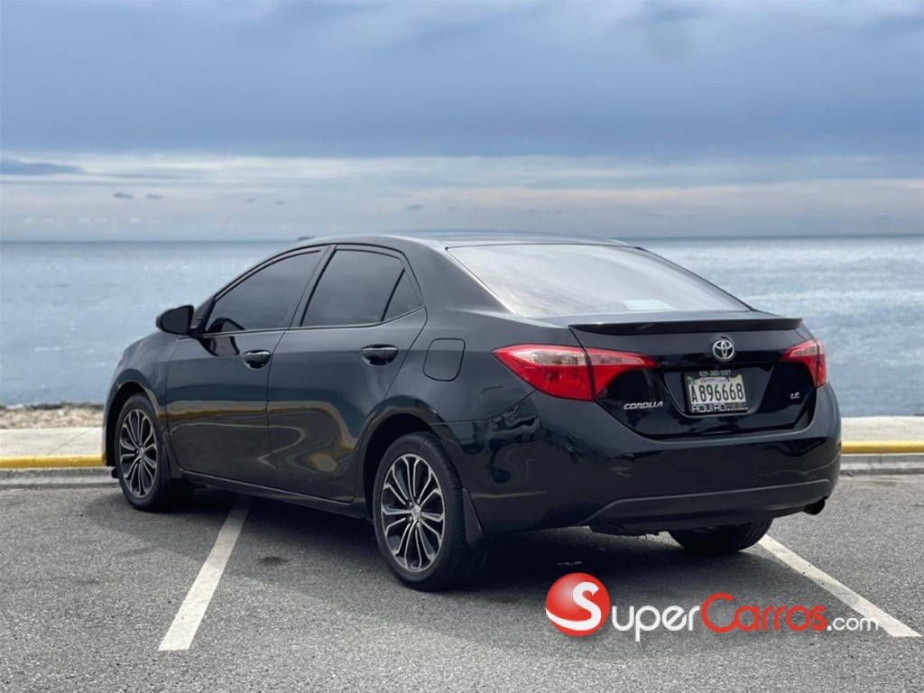 2018 Toyota Corolla LE — foto 6 / 8