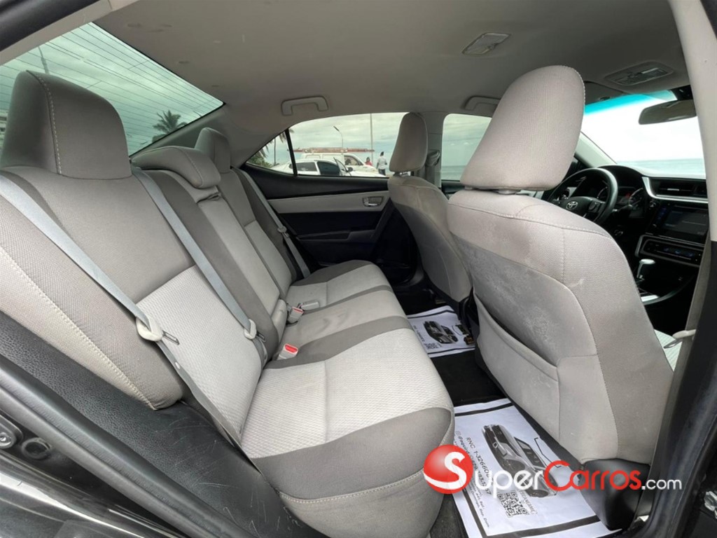 2018 Toyota Corolla LE — foto 7 / 8