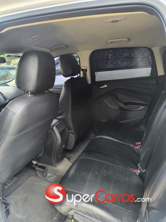 2014 Ford Escape — foto 5 / 7