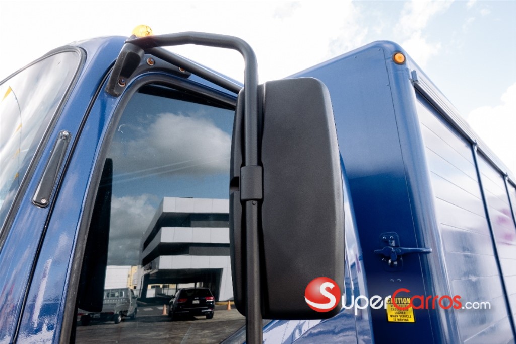 2011 Isuzu NPR — foto 4 / 10
