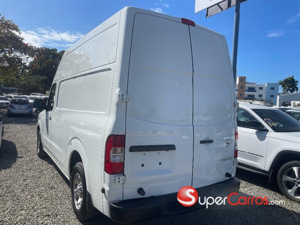 2021 Nissan NV 2500