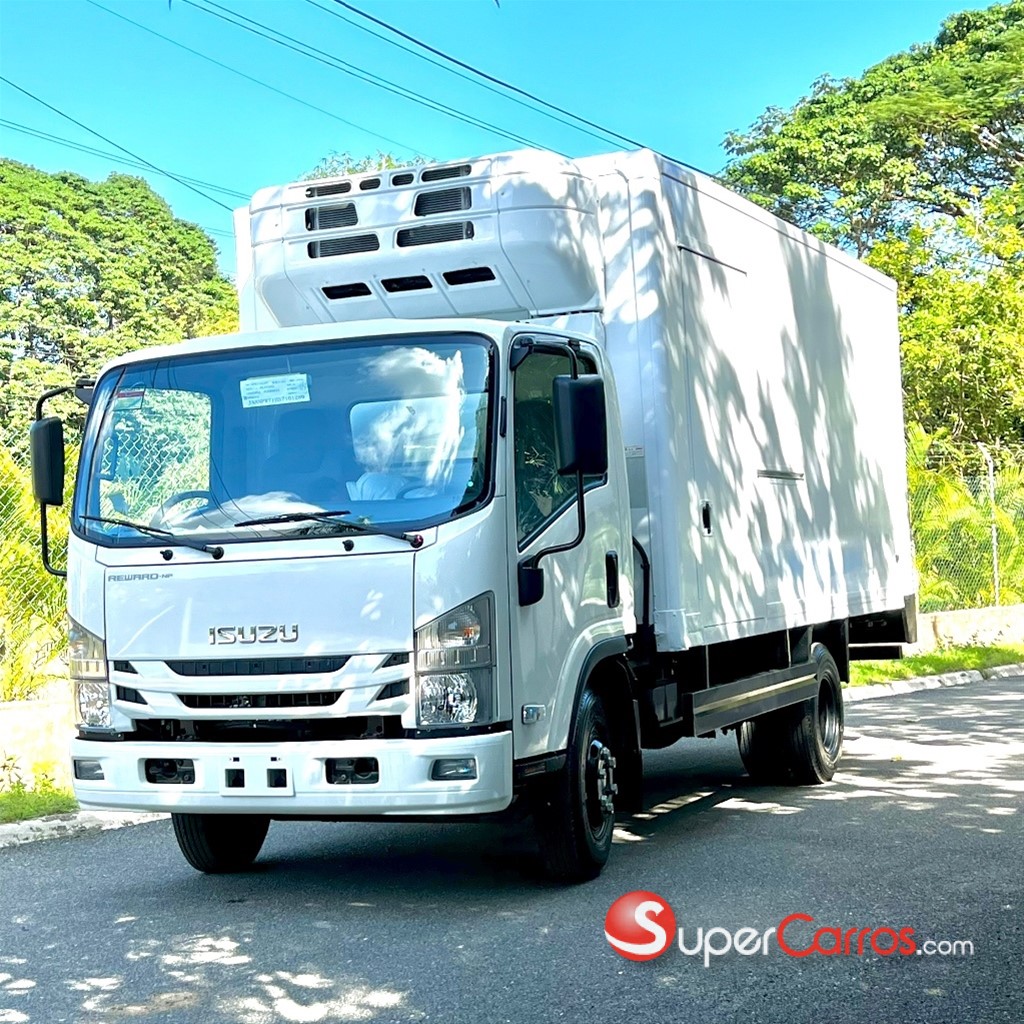 2026 Isuzu NPR 14 pies — foto 2 / 12