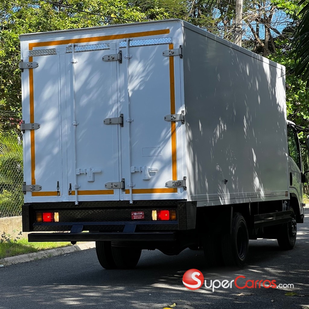 2026 Isuzu NPR 14 pies — foto 5 / 12