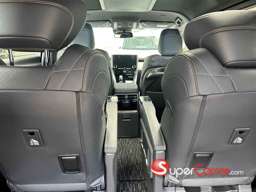 2025 Toyota Alphard Limited Hybrid — foto 7 / 9