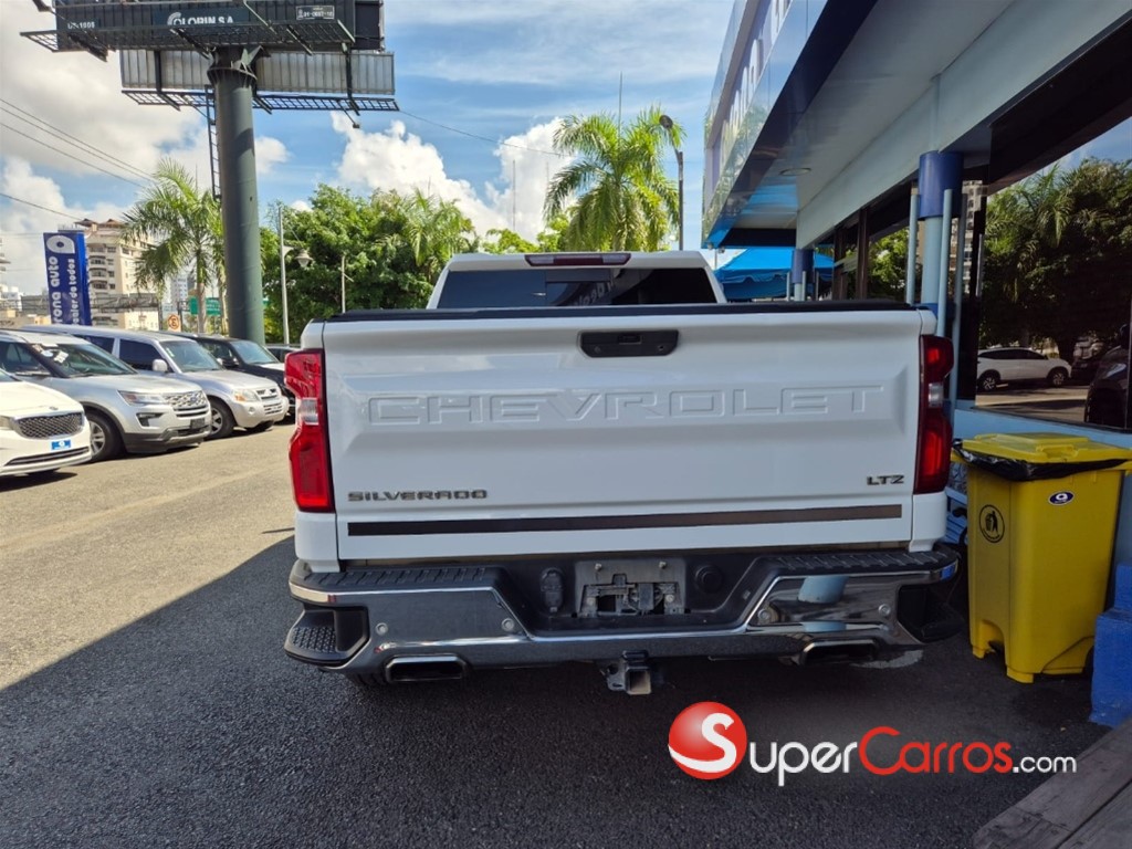 2020 Chevrolet Silverado Z 71 — foto 4 / 12