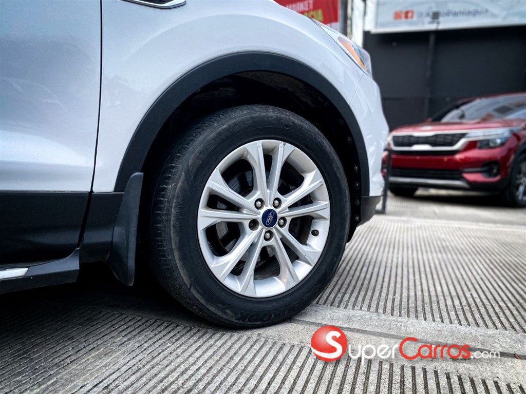2017 Ford Escape SE — foto 9 / 9